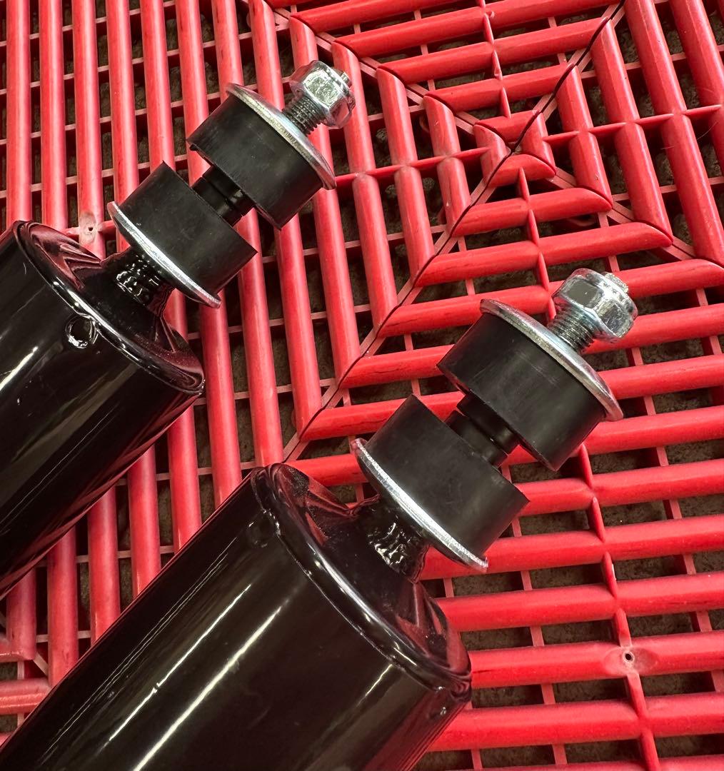 200系 ハイエース ローダウン車専用ショートショック前後セット　美品