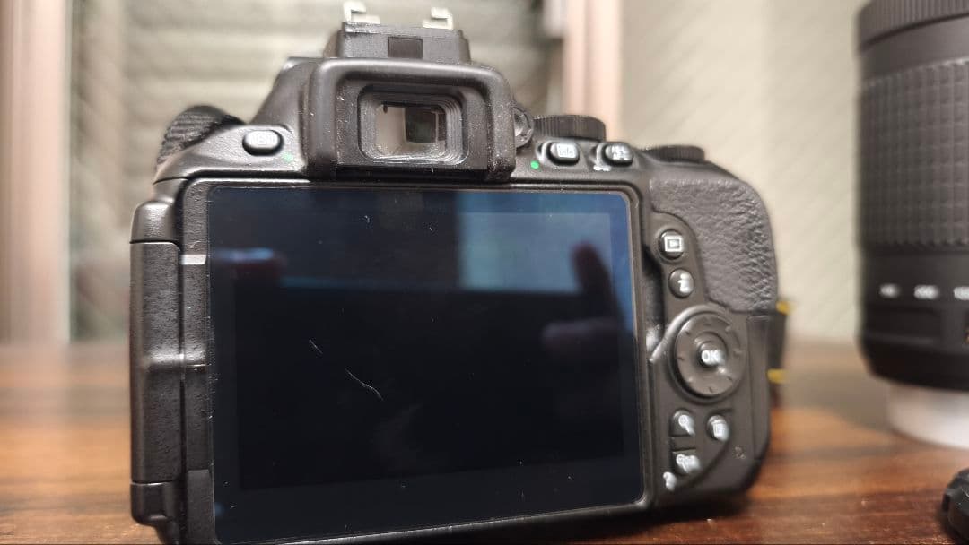 Nikon D5600 デジタル一眼レフカメラ