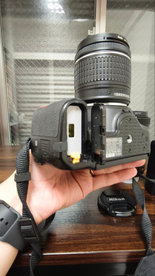 Nikon D5600 デジタル一眼レフカメラ