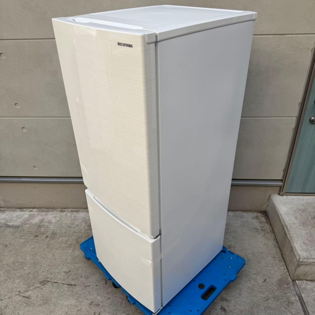 212⭐️2021年製★新品、未使用品★アイリス　冷蔵庫　ホワイト　一人暮らし