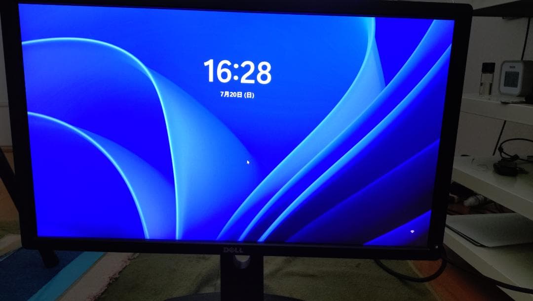 dell u2713hm 27インチモニター 縦可です