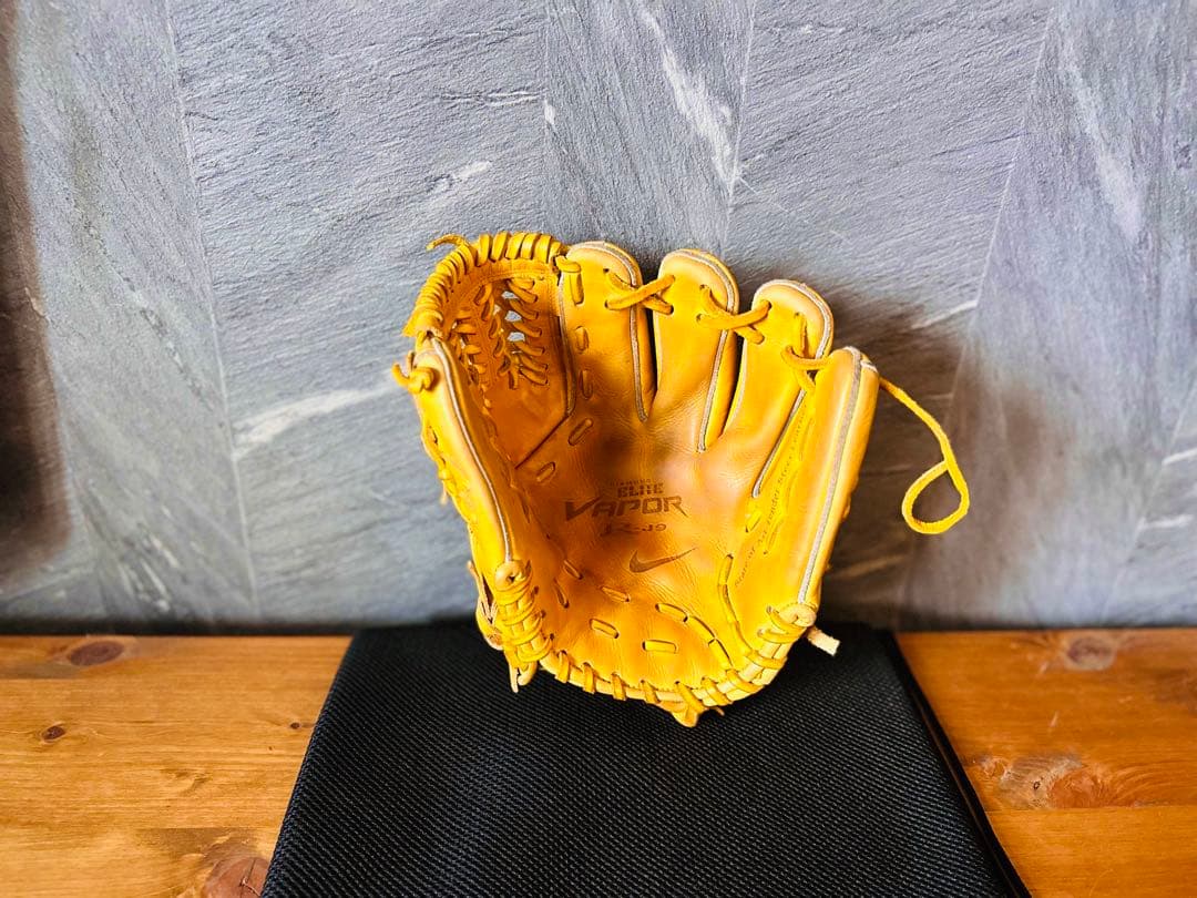 NIKE ナイキ ダイヤモンドエリート内野手用グラブ 希少品