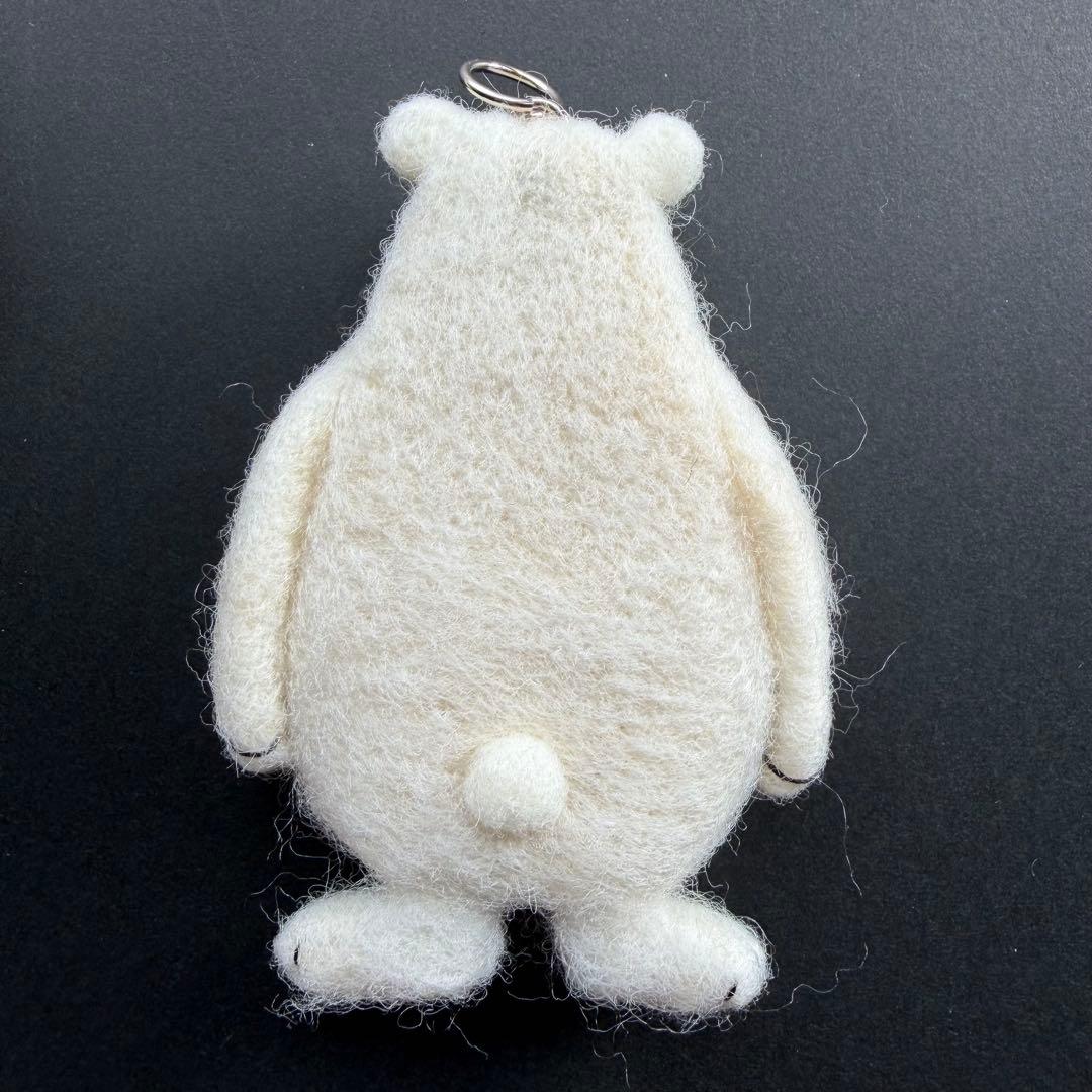 【☆Ted様☆】羊毛フェルトキーホルダー　しろくま　ハンドメイド