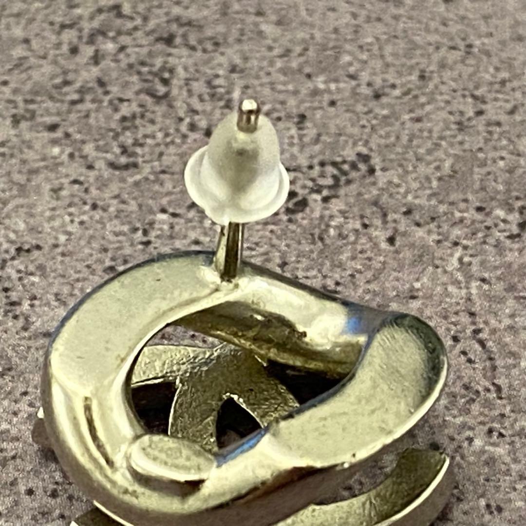 美品　希少　シャネル　片耳ピアス　A22S ラインストーン　シルバー