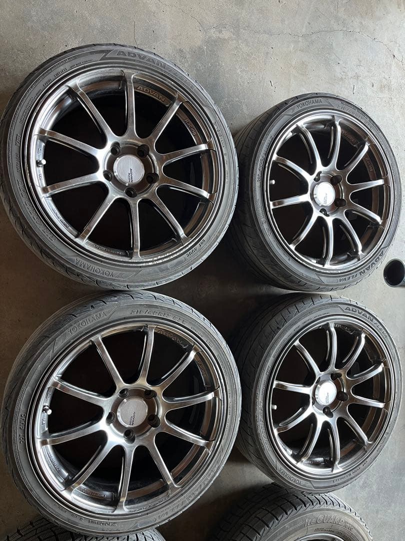 ADVAN Racing RS-Ⅱ 17インチタイヤ付き4本セット