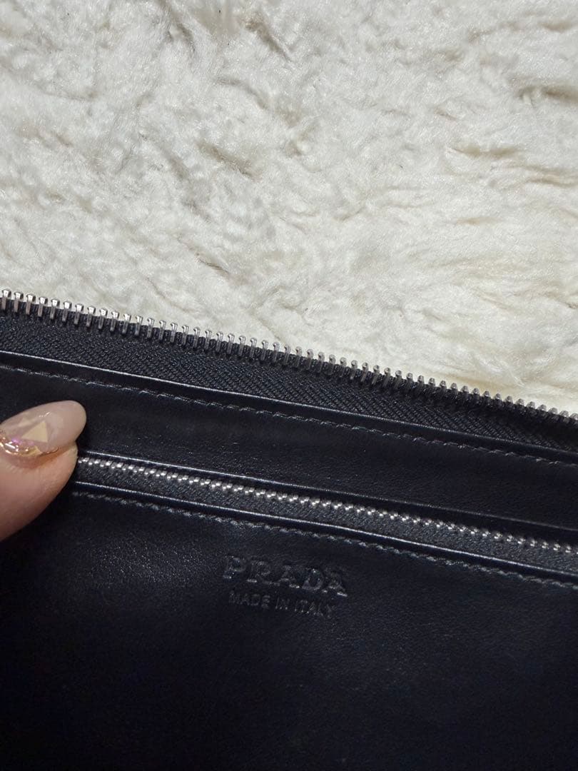 美品♡PRADA プラダ♡ヴィッテロダイノレザーラウンドファスナー長財布　正規品