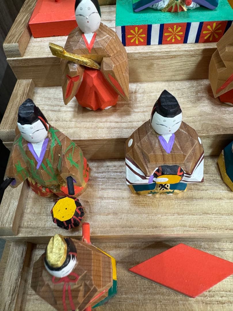 【美品】奈良 一刀彫 神泉刀　雛壇 五段雛人形 十五人揃　ヴィンテージ