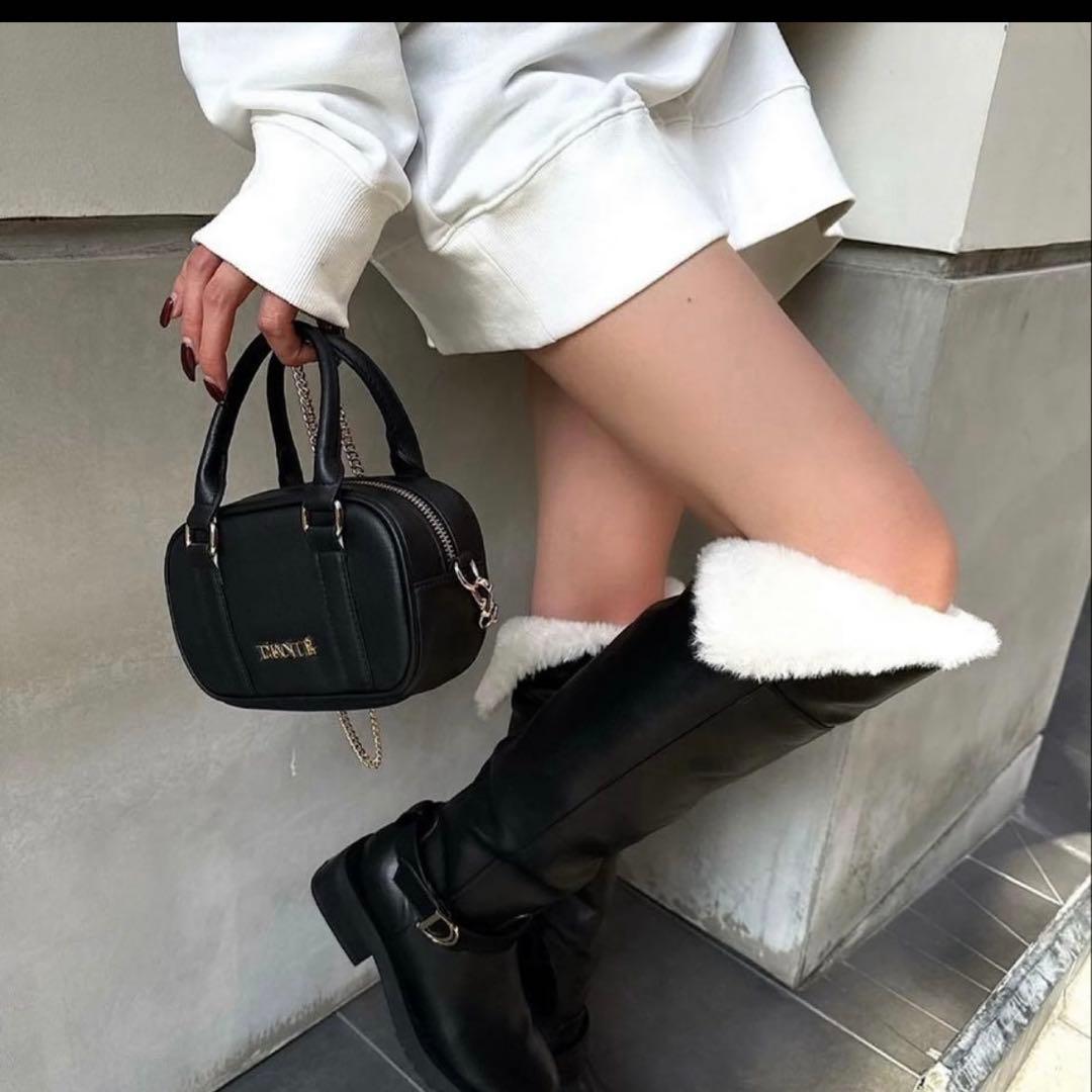 DIANTE GOLD CHAIN LOGO MINI BAG ブラック