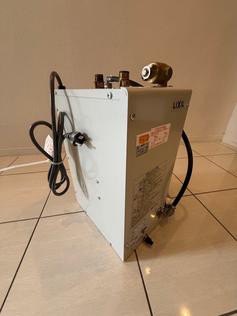 【綺麗め】LIXIL 小型電気温水器 EHPN-F6N3 貯湯量6L約6年使用