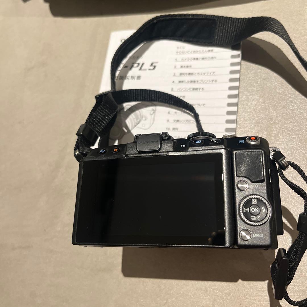 OLYMPUS ミラーレス一眼カメラ E-PL5 14-42mm