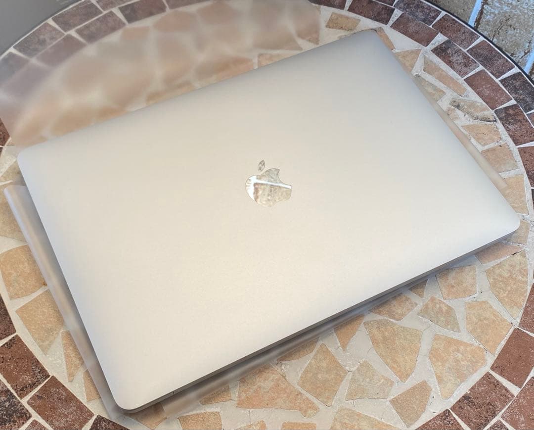 MacBook本体 MacBook Pro 13 M1 2020 8GB 512GB A2338