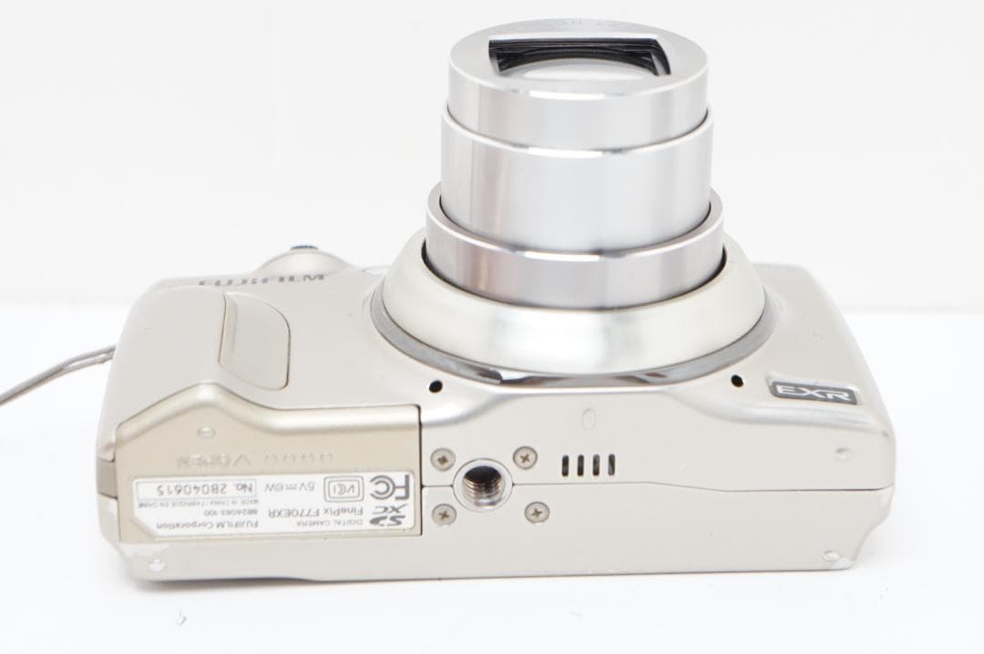 【ジャンク扱い】 FUJIFILM FinePix F770EXR ゴールド