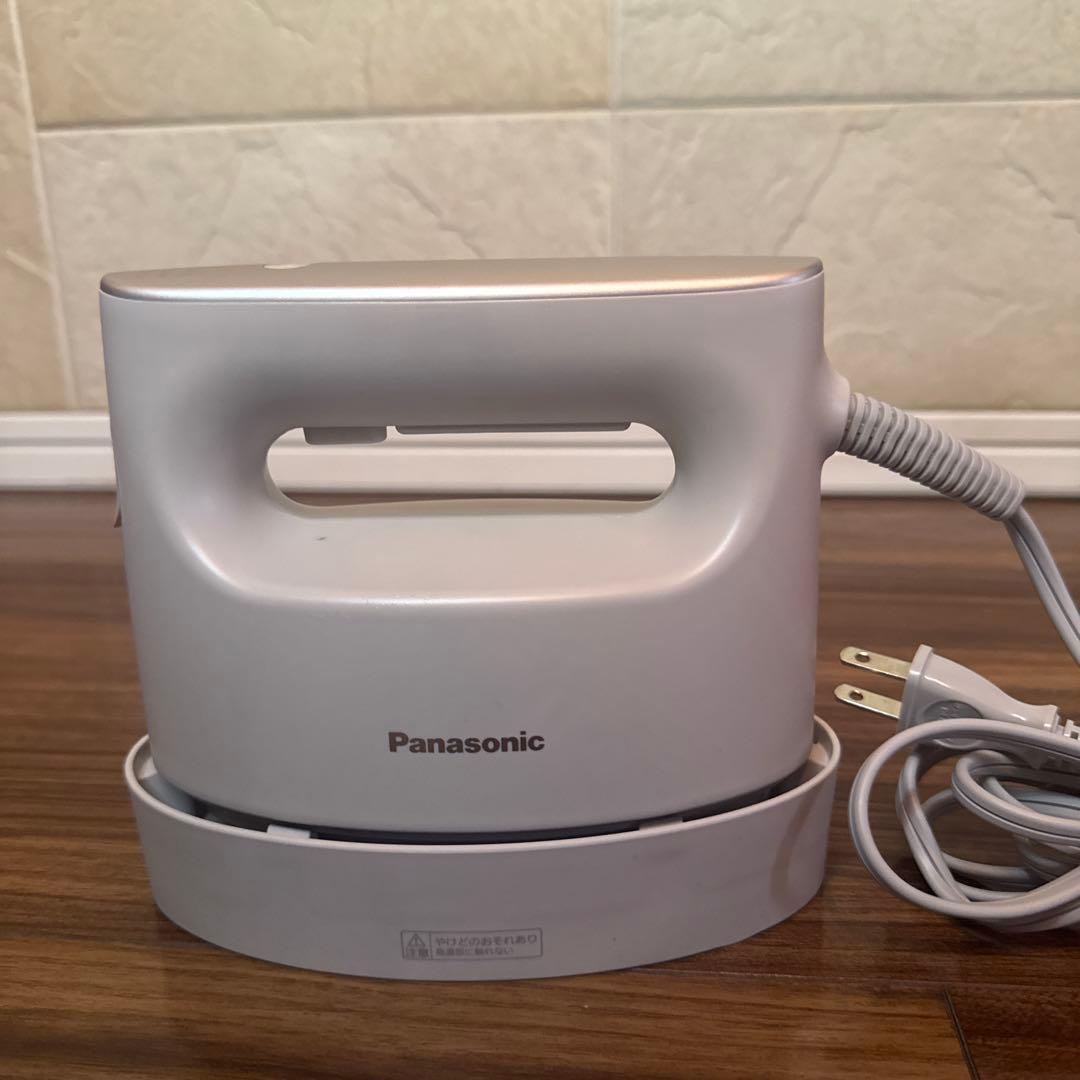 Panasonic スチームアイロン NI-FS790