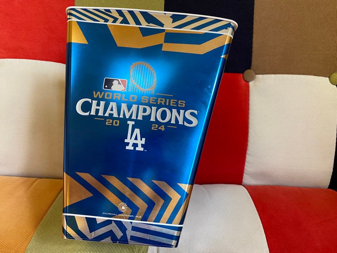 Hello Kitty ロサンゼルス・ドジャース ぬいぐるみ