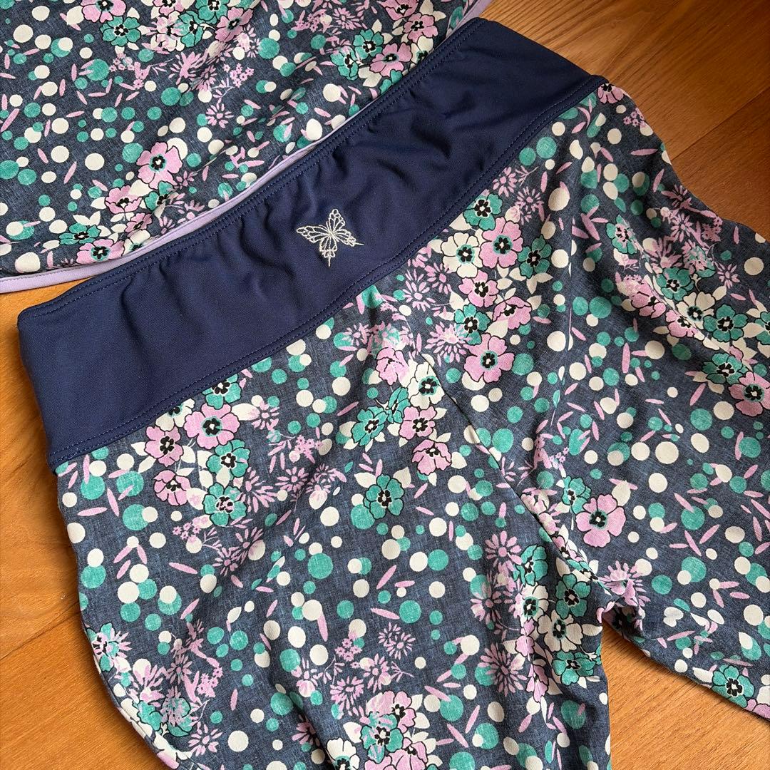 【Chacott チャコット】ヨガウェア フレアパンツ　タンクトップセット　花柄