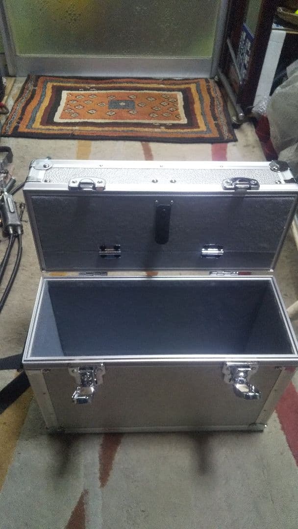 アルミケース カメラケース 鍵付き 中古