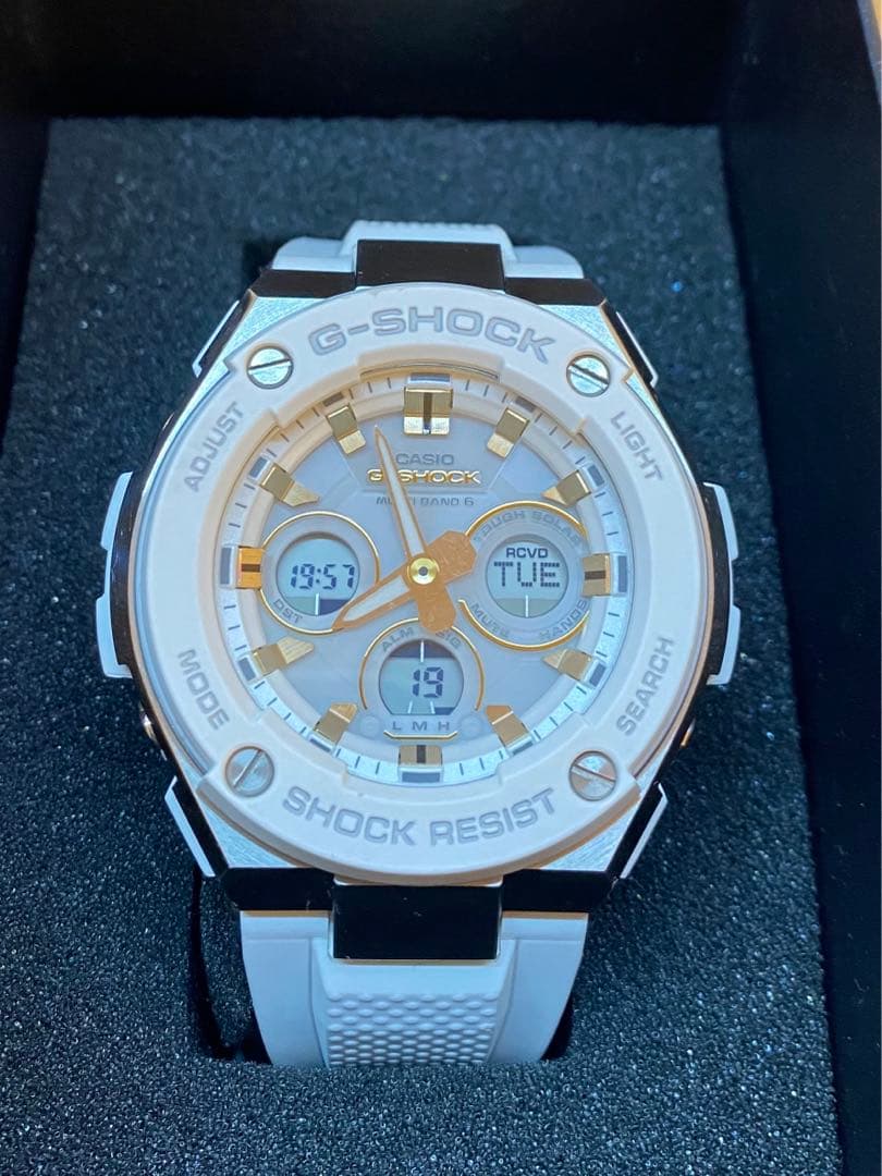 【極美品】GST-W300-7AJF G-SHOCK 電波ソーラー　ホワイト