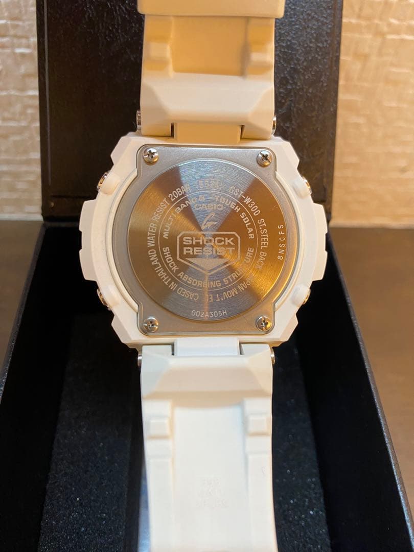 【極美品】GST-W300-7AJF G-SHOCK 電波ソーラー　ホワイト