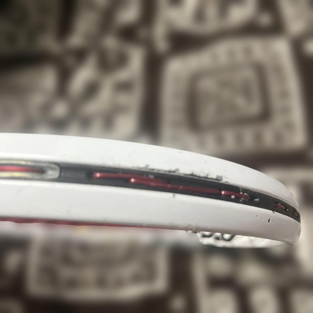 XINNO テニスラケット ホワイト70S