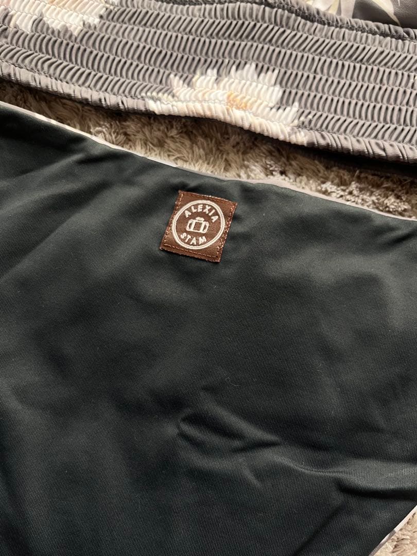 ALEXIA STAM フラワープリント水着