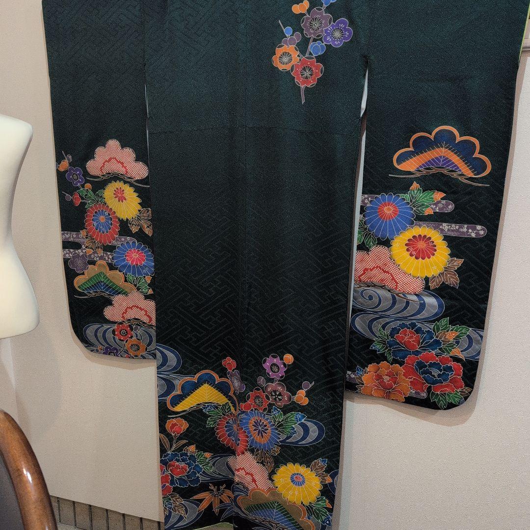 【上質】紅型風ダークグリーン花柄振袖