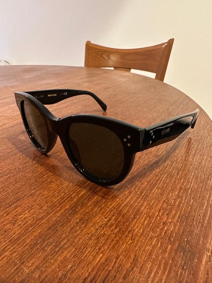 CELINE ブラック ラウンドサングラス