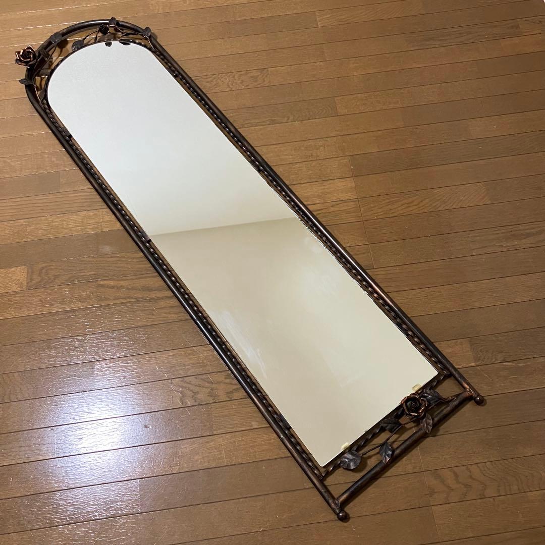 薔薇のアンティークミラー・フラワーデコレーションミラー・鏡・レトロアイアンミラー