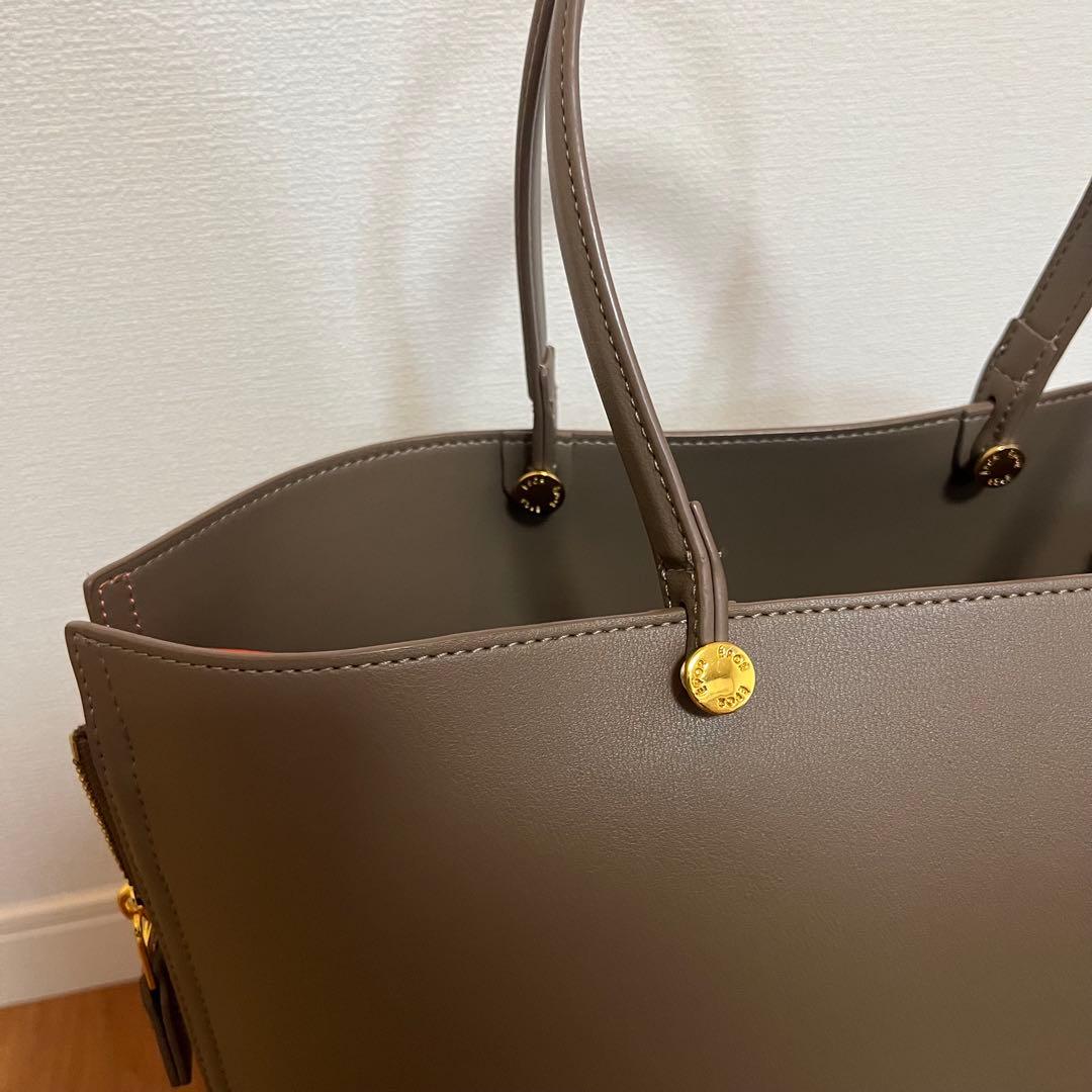 ROPÉ ロペ【E'POR】Y BAG Large サイドジップバッグ