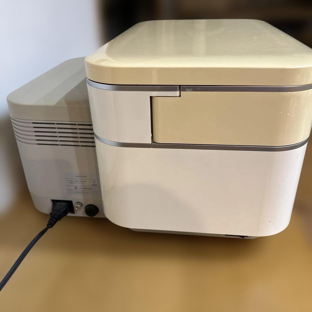 SAQINA美容器ミラー付きビジュー