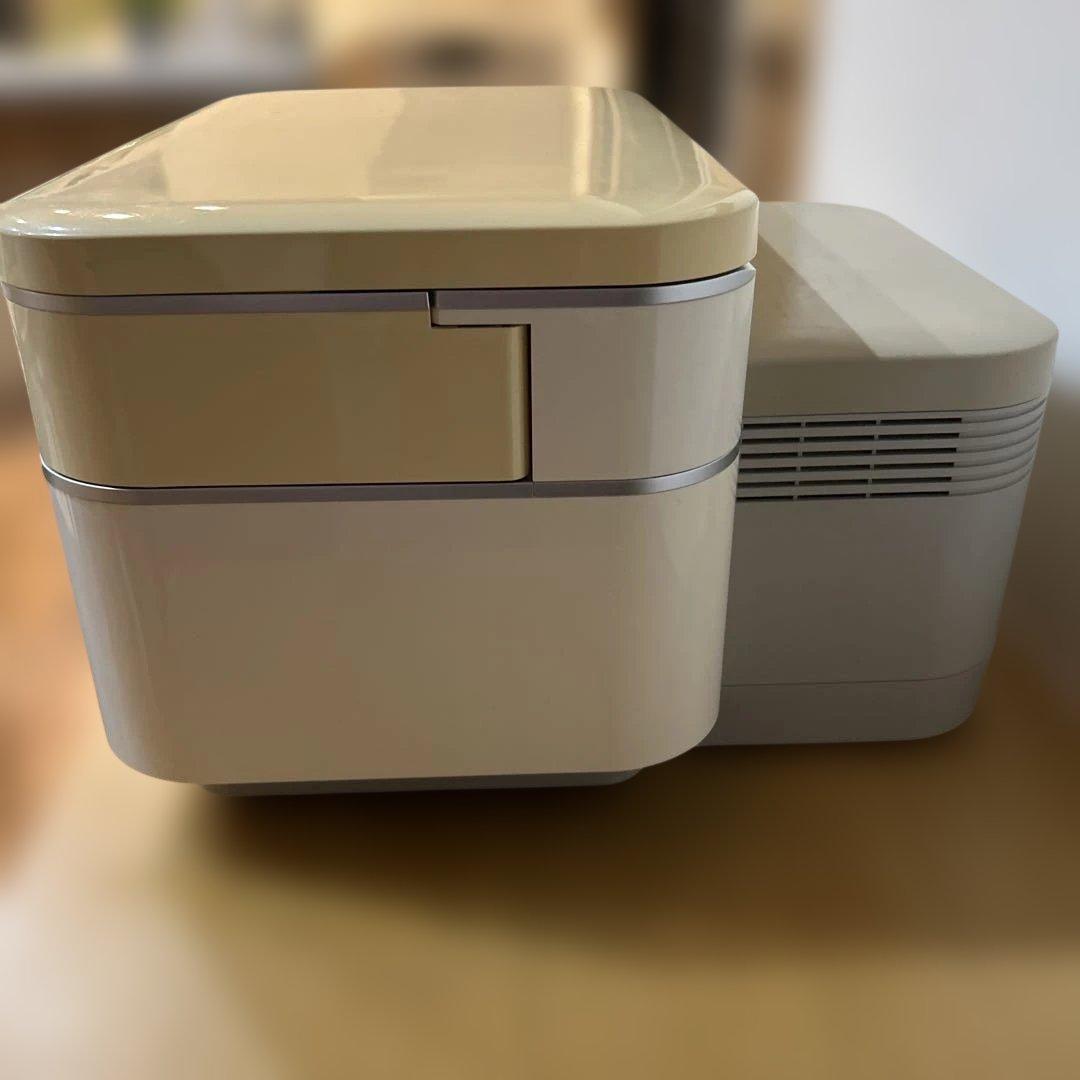 SAQINA美容器ミラー付きビジュー