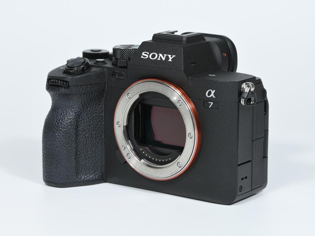 【美品】 SONY α7 IV ILCE-7M4 ボディ 《ショット数4052》