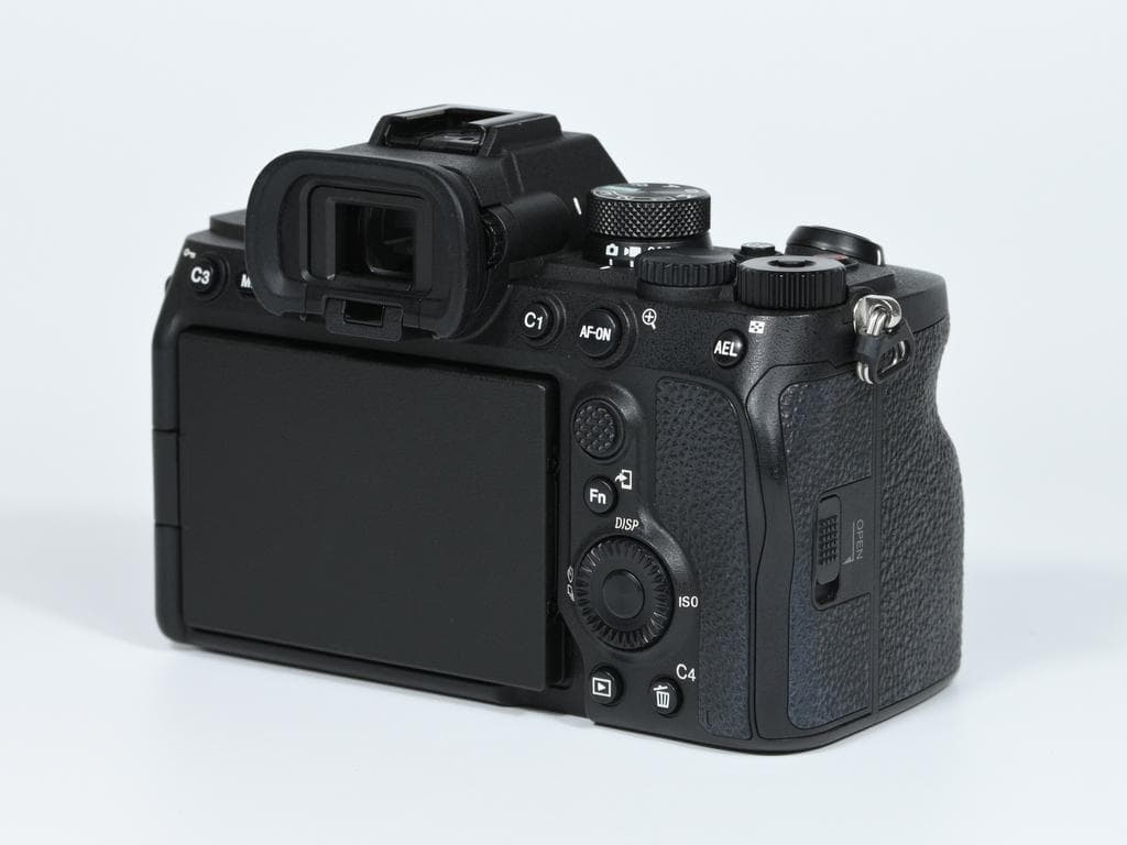 【美品】 SONY α7 IV ILCE-7M4 ボディ 《ショット数4052》