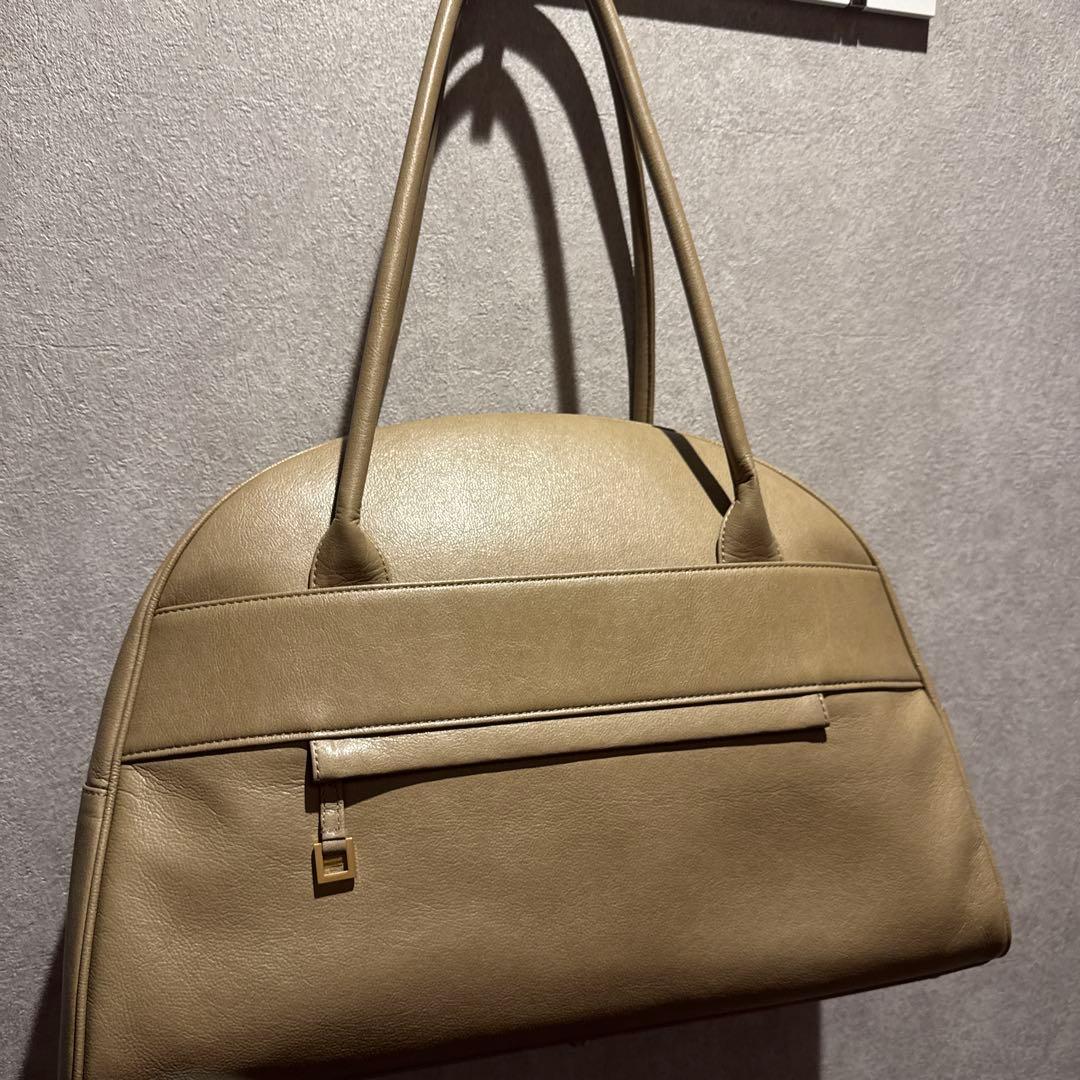 FUMIKODA BIANCAタッセル付き