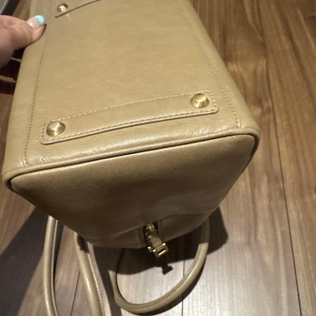 FUMIKODA BIANCAタッセル付き