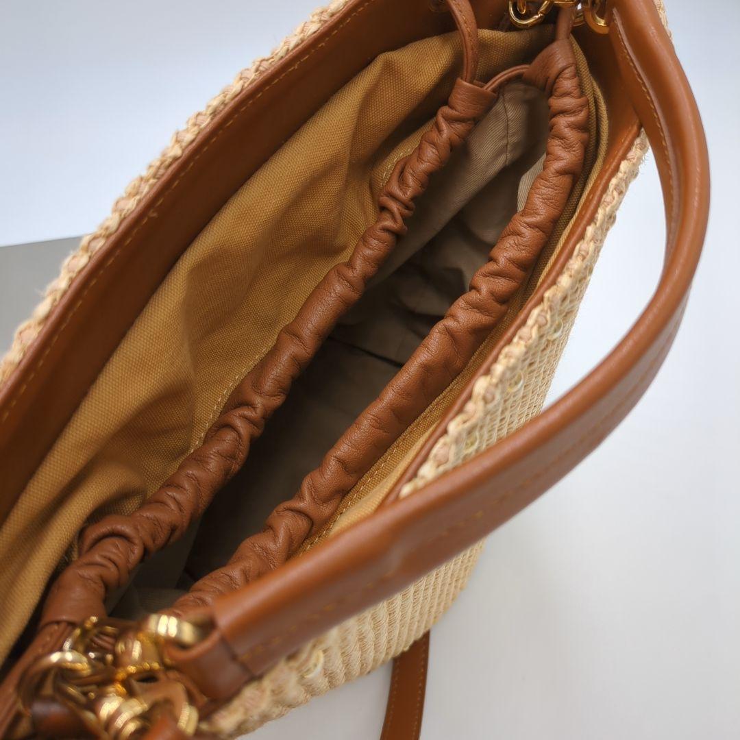 美品　クリスチャンヴィラ　タッセル　バケツ型　スタッズ付き 2way