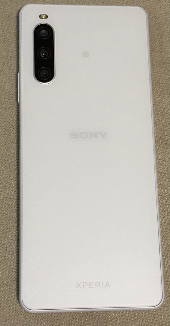 Xperia 10IV ホワイト　スマートフォン　XQ-CC44