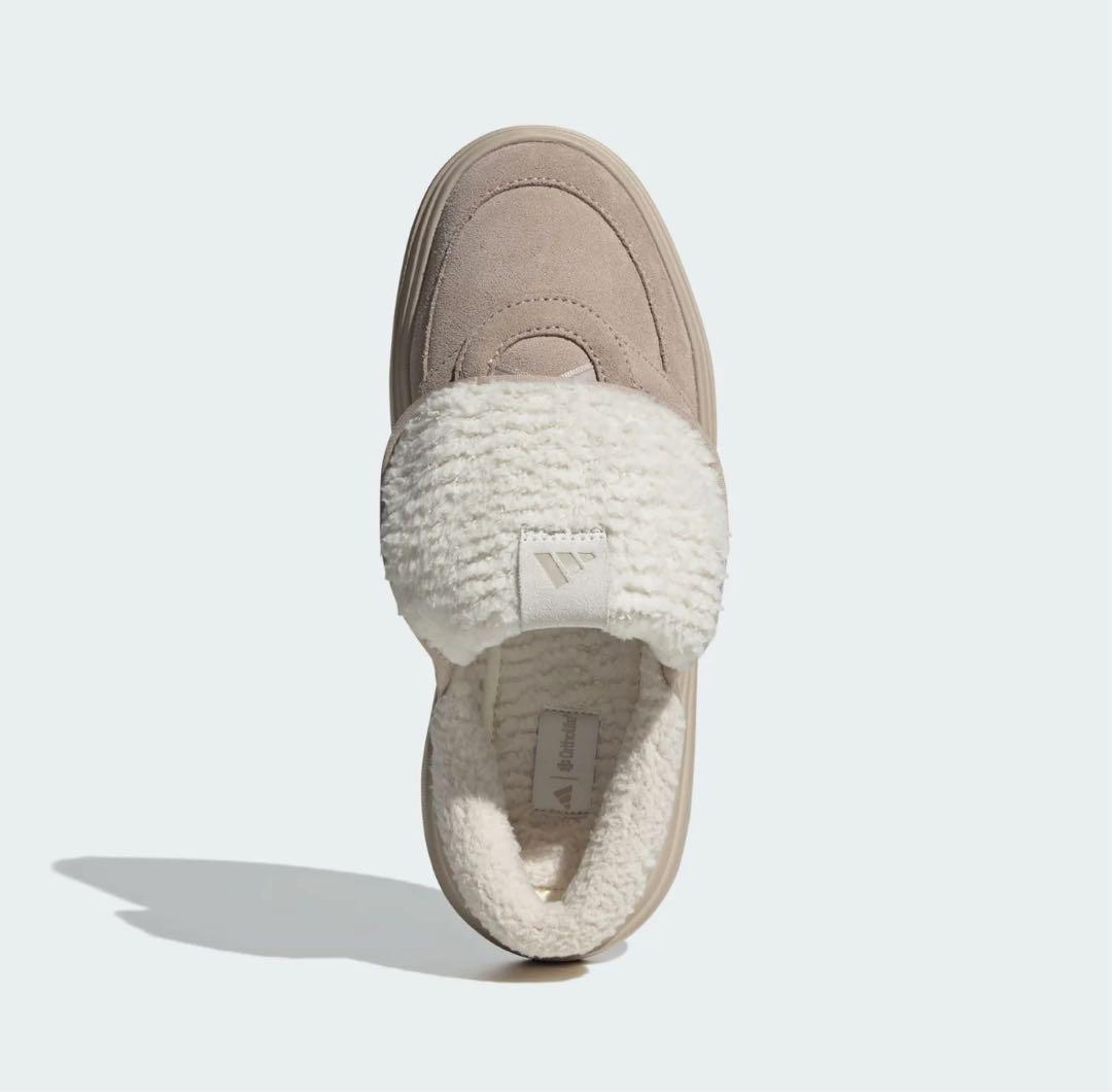 【韓国限定】adidas アディダス24㎝　ボア付き クロッグサンダル　ベージュ