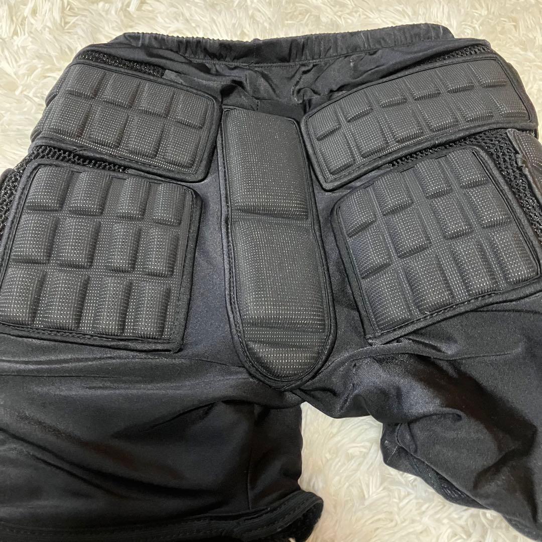 ヒップガード YOROI ケツパッド　レディースフリー　膝 手首 バートン手袋