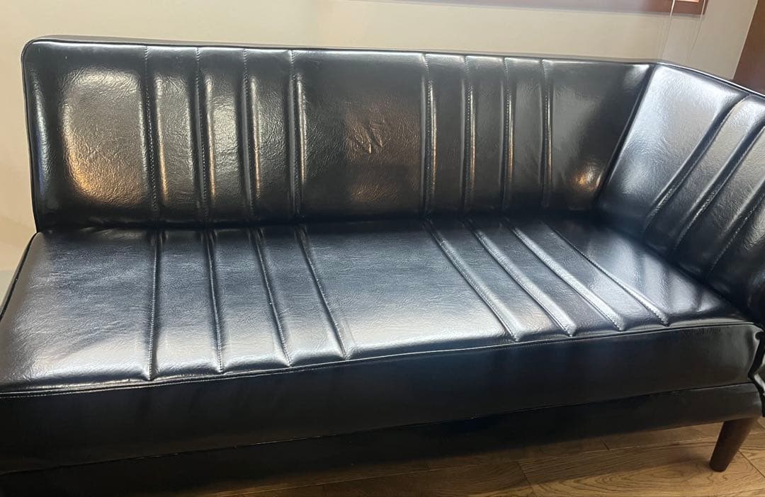 youページ　ソファー　2点目