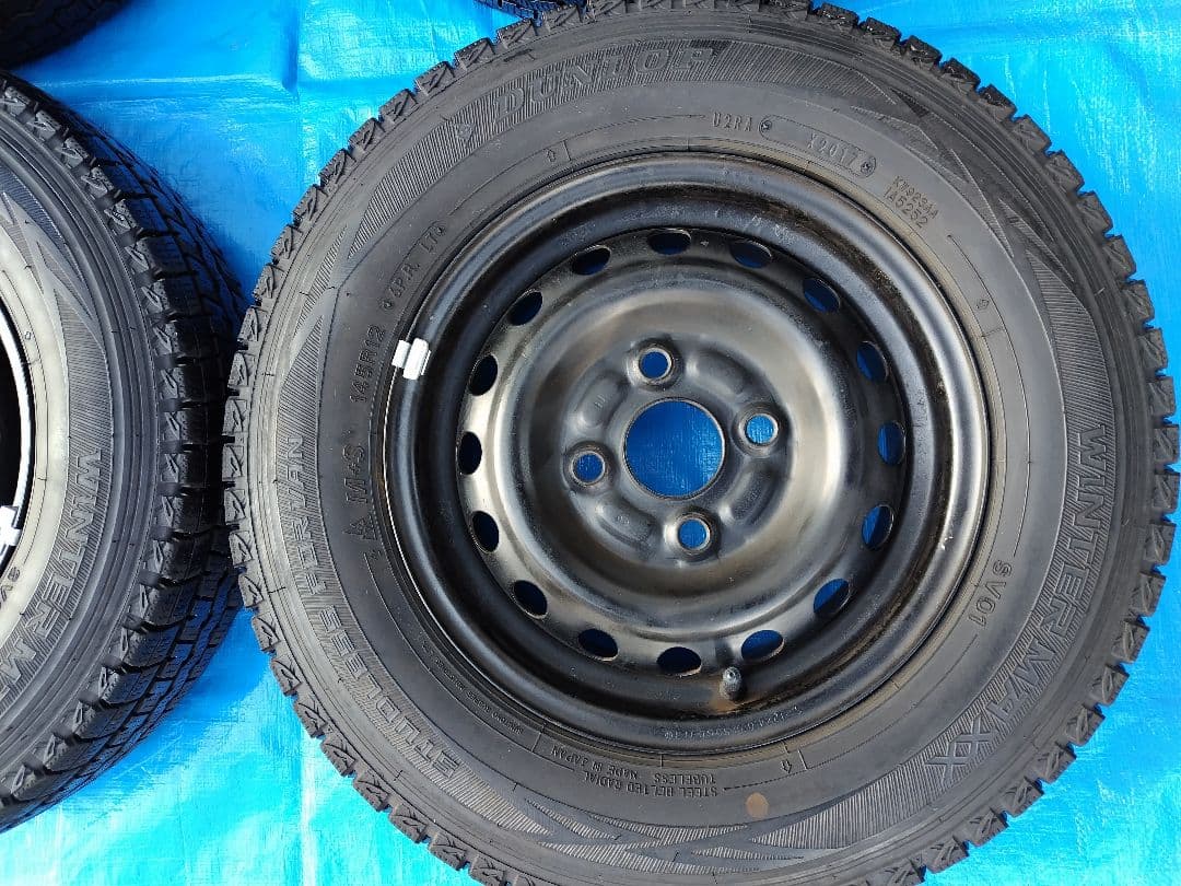 145R12・LT【1/2】軽トラ用スタッドレス・鉄ホイール付、２本分割