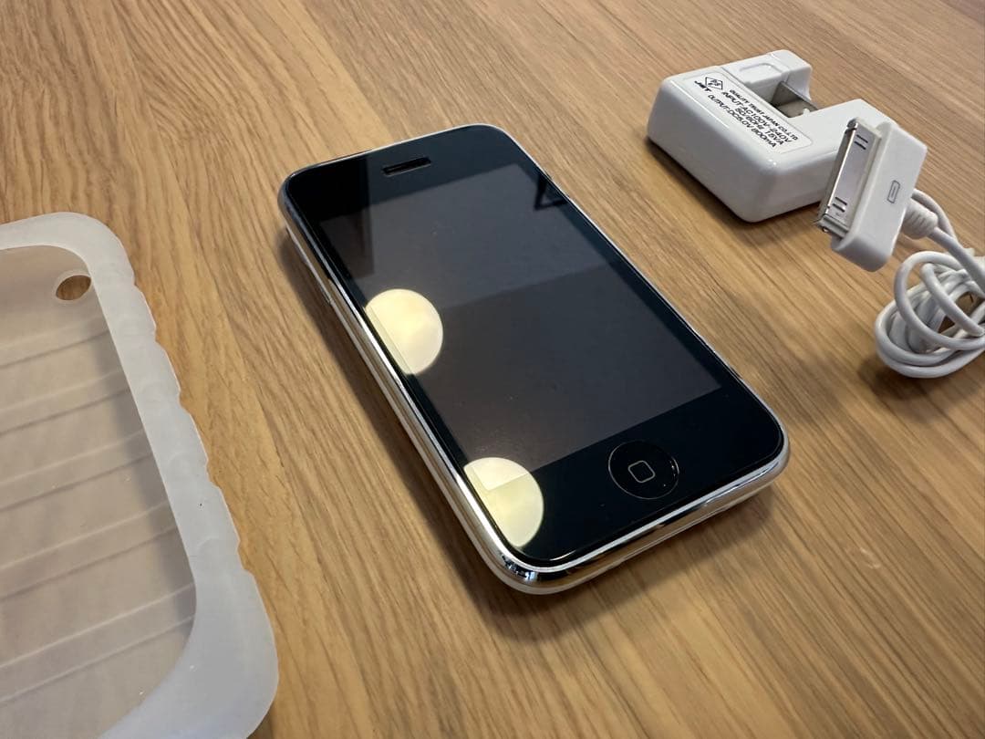 激レア シャッター無音 海外版 iPhone3GS 美品 32GB SIMフリー