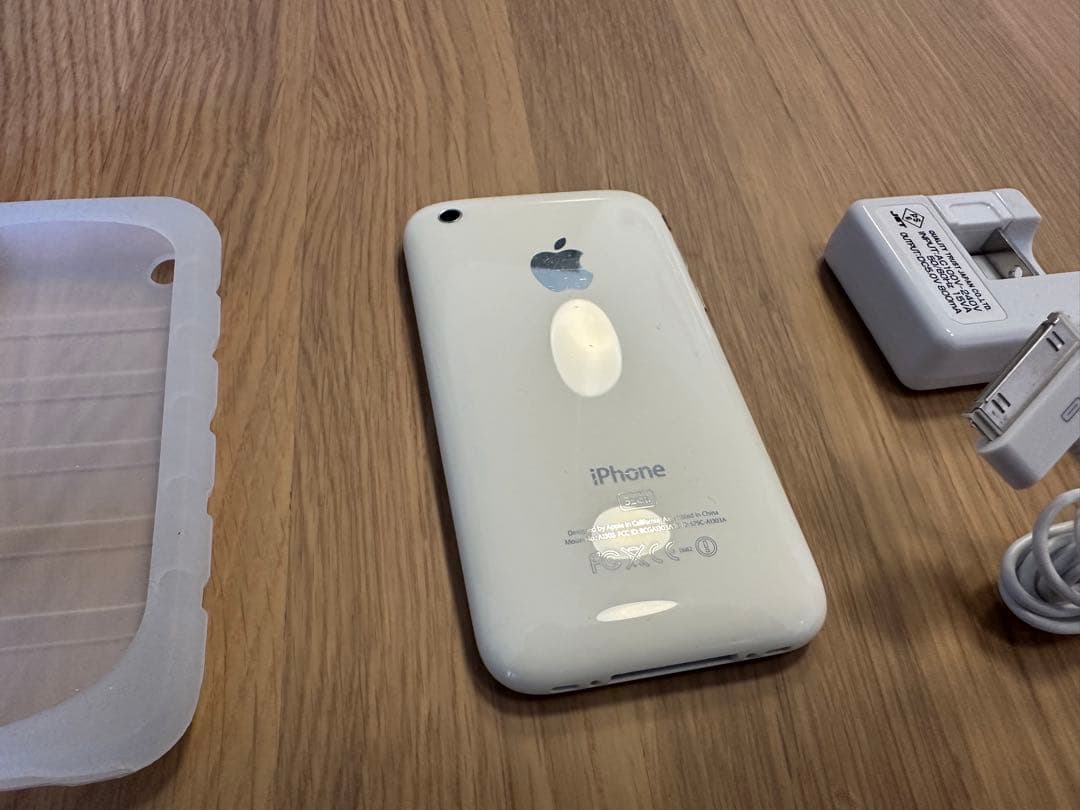 激レア シャッター無音 海外版 iPhone3GS 美品 32GB SIMフリー