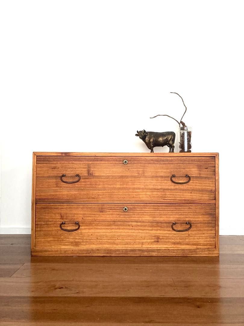 【週末SALE】アンティークの収納棚　ローボード　総桐　引出し2杯　色味が良さげ