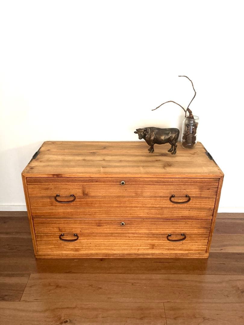 【週末SALE】アンティークの収納棚　ローボード　総桐　引出し2杯　色味が良さげ