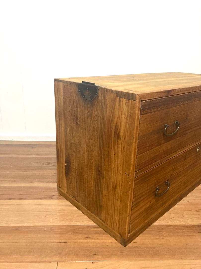 【週末SALE】アンティークの収納棚　ローボード　総桐　引出し2杯　色味が良さげ