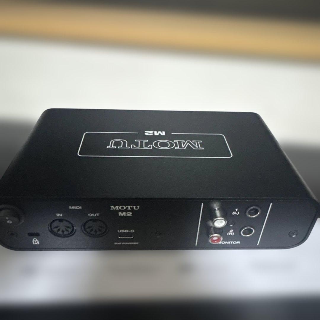 motu m2 オーディオインターフェイス