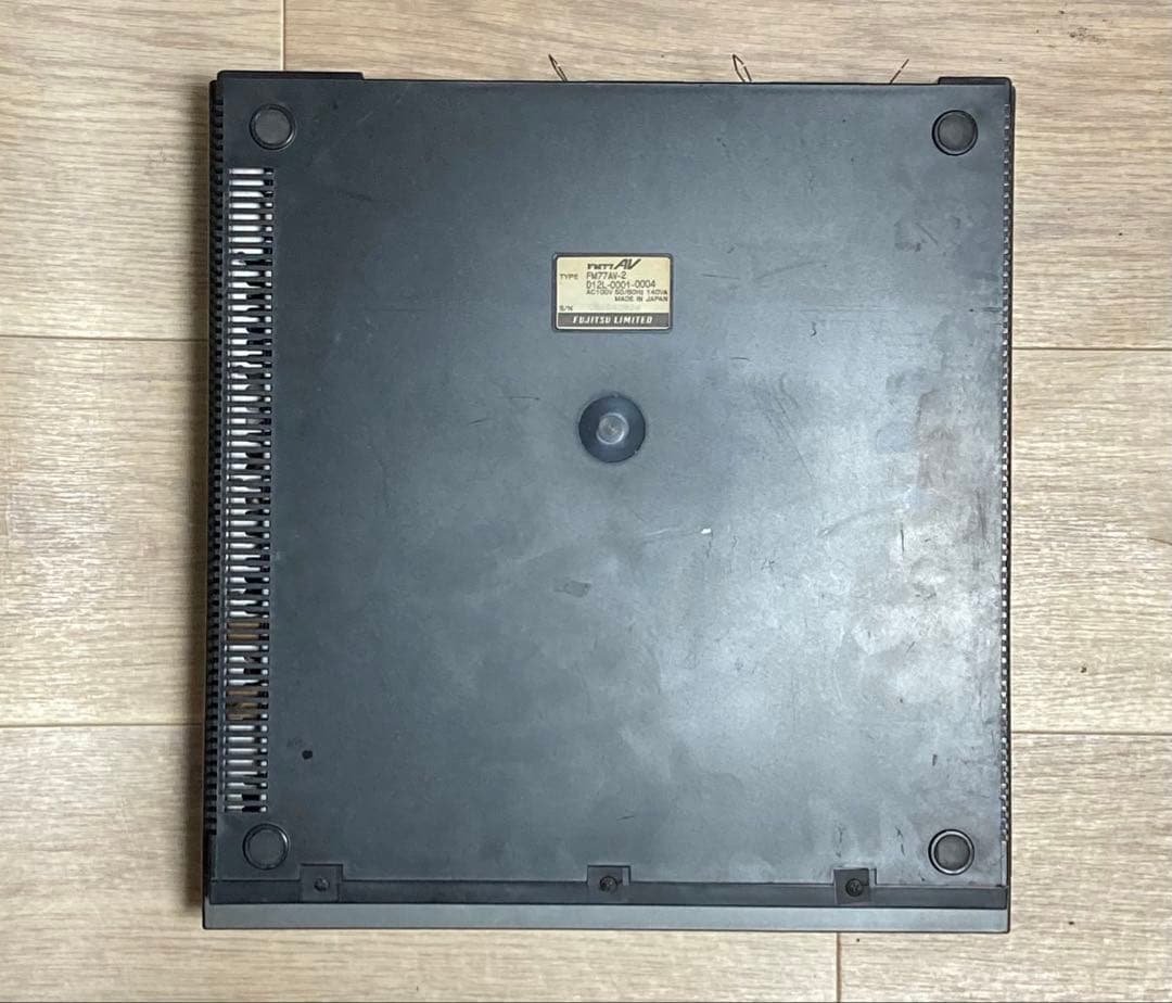 FUJITSU FM77 AUDIO & VISUAL 本体 キーボード