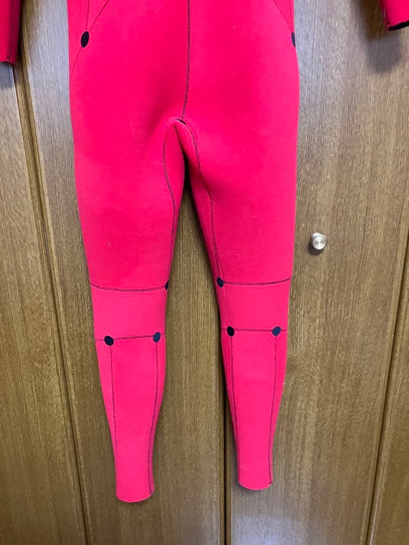 み*ん様 〔未使用/試着のみ〕5×3 セミドライフルスーツ (ラバー固め)