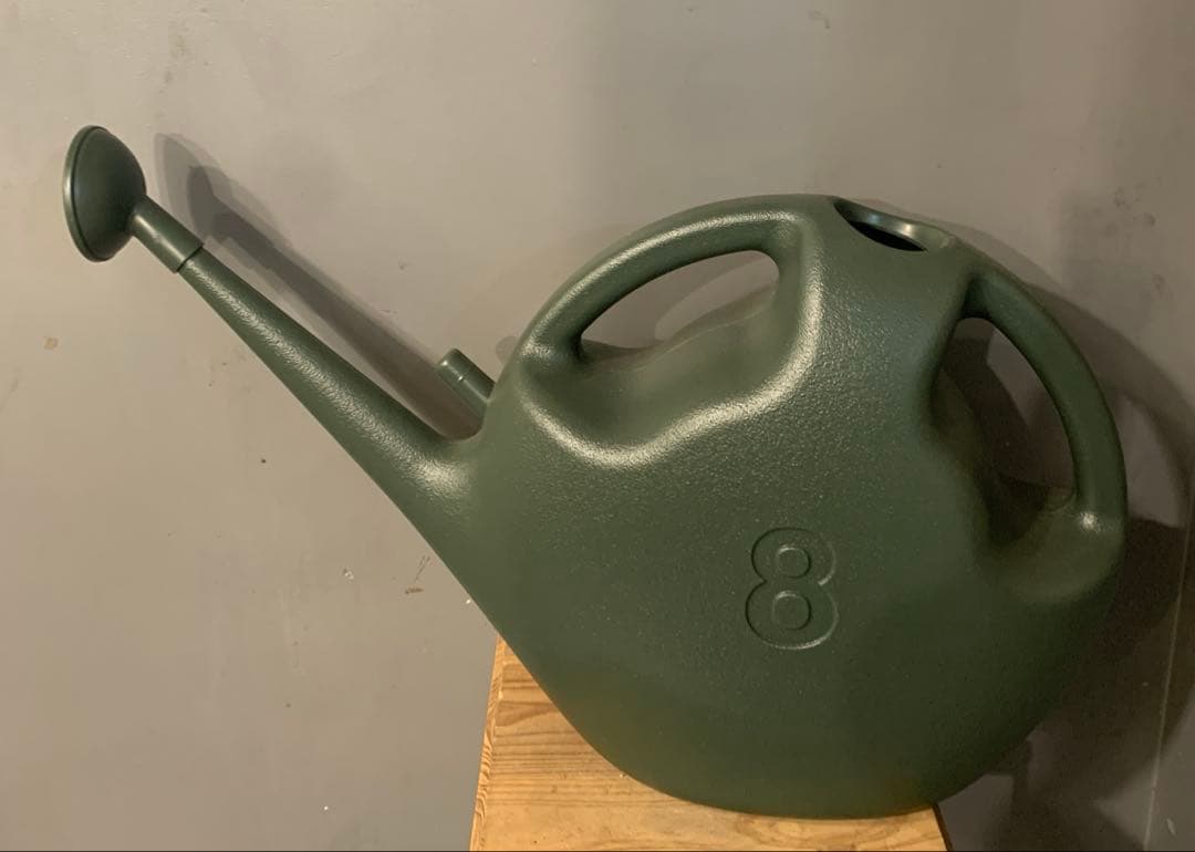 のこのこ　2点　ジョーロ、カンガルーポー赤