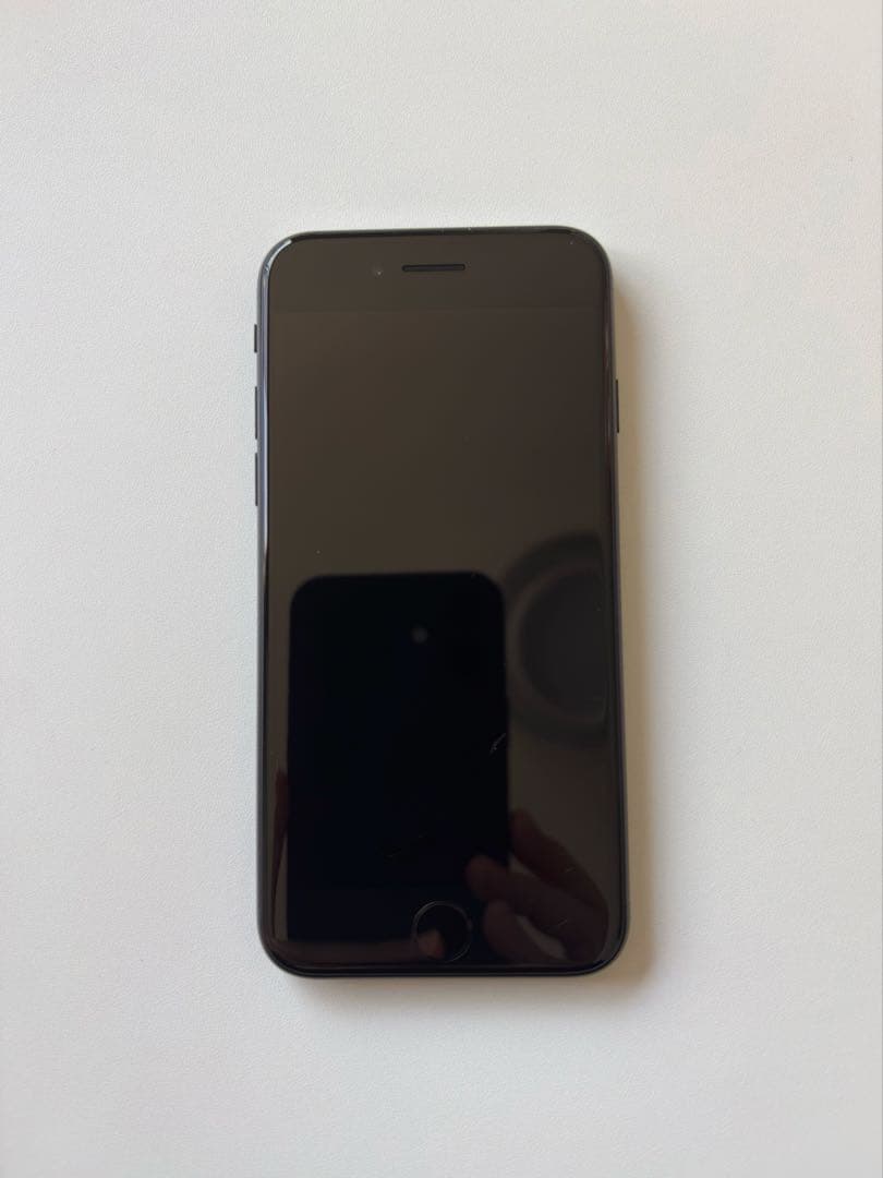 iPhone SE 第3世代 ミッドナイトブラック64GB